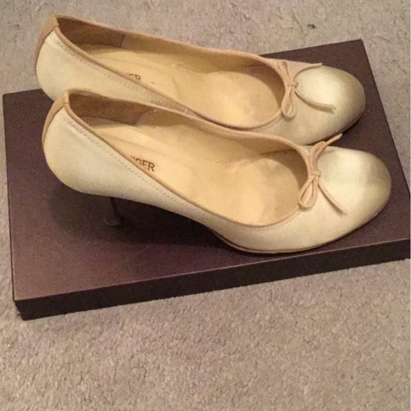 Kurt Geiger Soft Cream Satin Pumps 38 - Picture 2 of 8